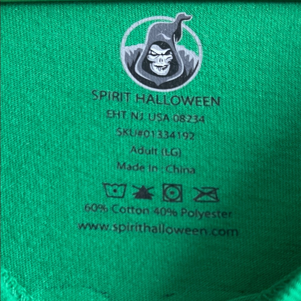 Spirit Halloween Green Graphic Tee - Picture 2 of 5
